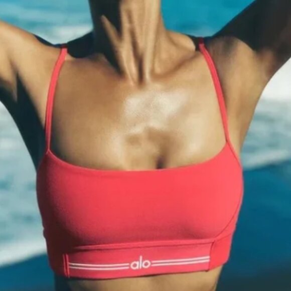 Alo Alosoft High-Waist 7/8 Relay Legging & Bra Set - Candy Red/White - Picture 4 of 8